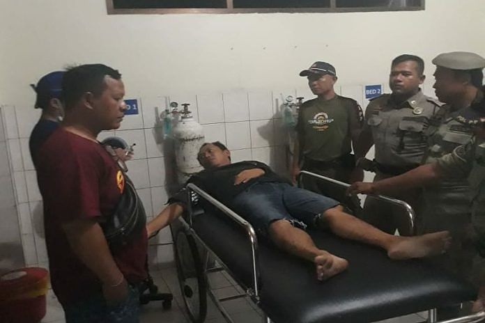ODGJ Ngamuk, Pukul Ortu dan Bawa Parang 1
