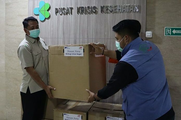 Cegah Penyebaran COVID-19, Astra Serahkan Bantuan Tahap Awal Rp 63 Miliar 1