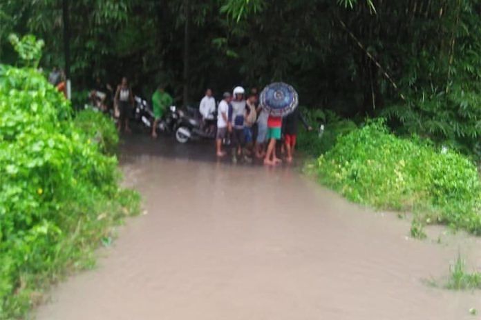Hujan Deras, Jalan Penghubung Tambahan-Tegalalang Tergenang Luapan Air 1