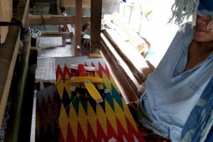 Tenun Rangrang Minim Peminat, Ikon Nusa Penida Ini Terancam Punah 1