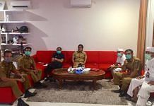 Ikuti Rapat Terbatas dengan Kemendagri, Bupati Giri Prasta Siap Sukseskan “Grand Strategi Nasional” Hadapi COVID-19