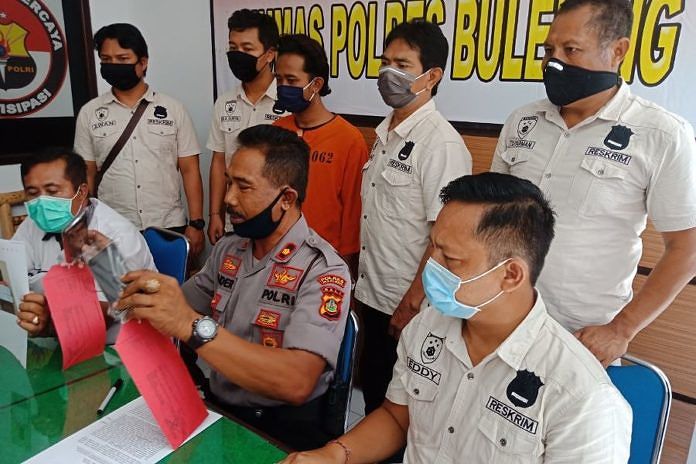 Ingin Nebus Motor Digadai Kalah Judi Tajen, Dua Pemuda Nekat Lakukan Ini 1
