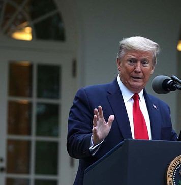 Jika Kesepakatan dengan Iran Gagal, Trump akan Tingkatkan Operasi Militer di Selat Hormuz