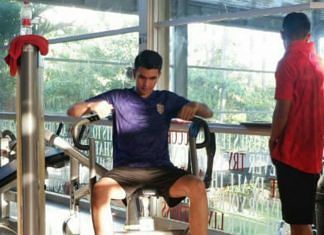 Pesepak Bola Bali United Berlatih di Kampung Halaman