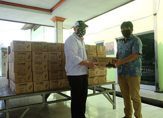 AHM Berbagi Paket Sembako Ramadhan Untuk Masyarakat