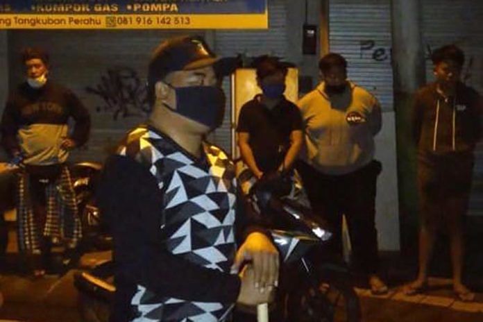 Trek-trekan di Masa Wabah COVID-19, Segerombolan Remaja Diamankan Aparat Desa Padangsambian 1