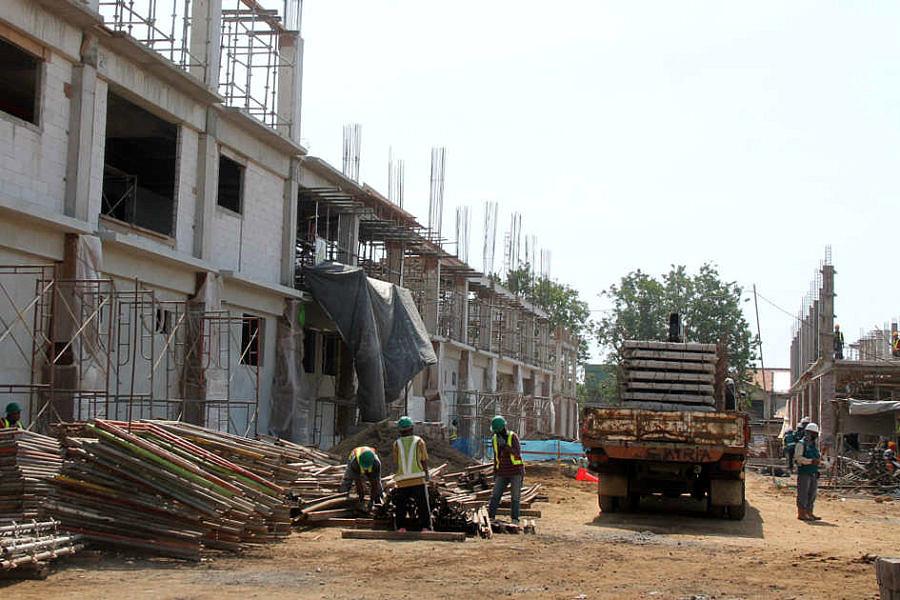 Tidak Ingin Proyek Tertunda, Dewan Sarankan Pemkab Buleleng Pinjam Uang