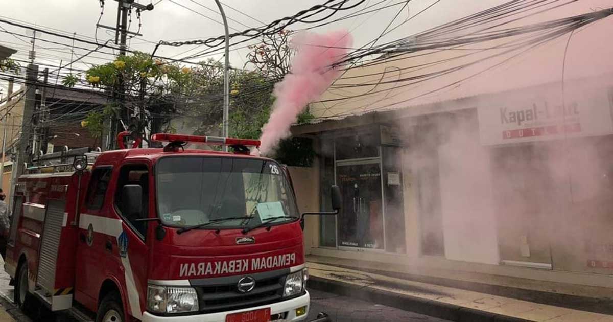 Kebakaran Kabel  Terjadi di Kawasan Double Six BALIPOST com