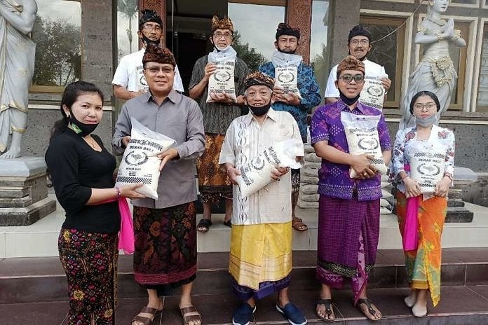 Mahadewa University ‘’Nindihin’’ Dan Fanatik Dengan Beras Petani Bali 1