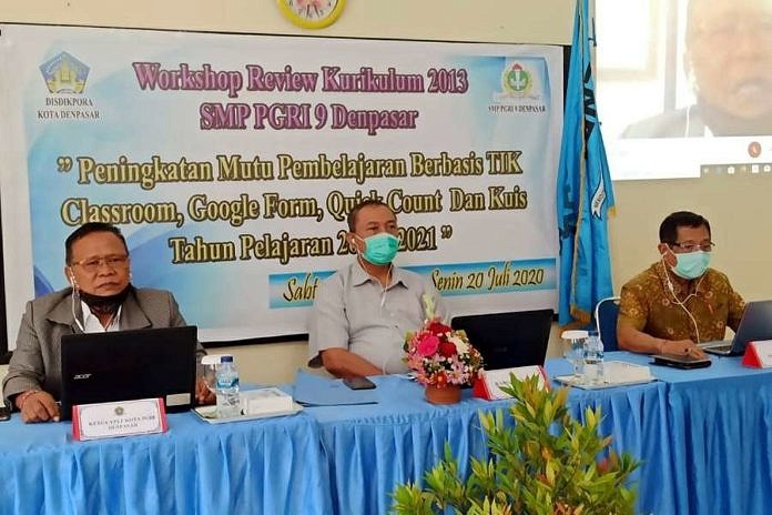 SMP PGRI 9 Denpasar, Perkuat Kompetensi Guru Dalam PBM Daring 1