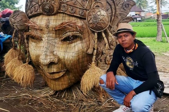 Berbahan Alang Alang, Patung Dewi Sri Jadi Artistik Dan Ramah Lingkungan 1