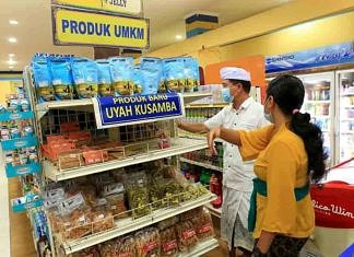 Sidak Swalayan, Bupati Suwirta Nilai Belum Serius Jual Produk Lokal