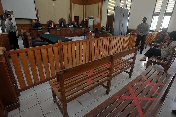 Beralasan Ini, Jerinx Tolak Dakwaan Jaksa 1