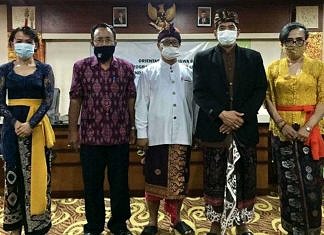 Orientasi Mahasiswa Baru dan Upanayana Pascasarjana UHN I Gusti Bagus Sugriwa Denpasar
