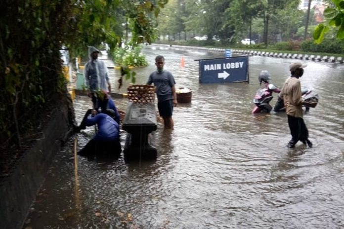 Denpasar Beberapa Jam Diguyur Hujan, Air Meluap Di Sejumlah Titik 1