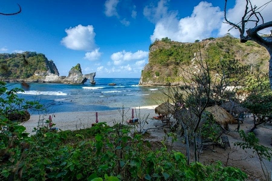 Cozy Place," Rasakan Atmosfer Pesta Pantai Dan Kolam Romantis Di Penida Beach Club, Wonderful! | Balipost.com