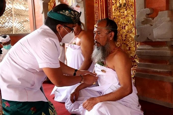 Bupati Giri Prasta Komit Dukung Keberadaan Sulinggih Dan Kelestarian Griya 1