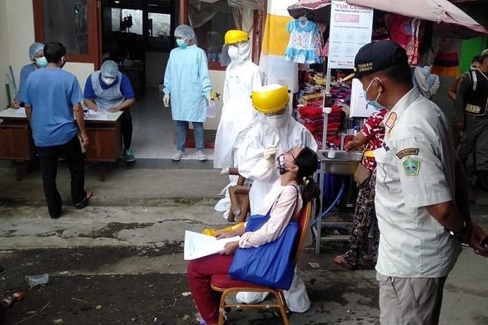 Pedagang Pasar Baturiti Di Rapid Tes Antigen 1