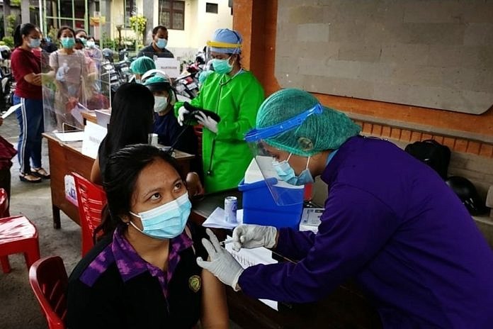Puluhan SDMK Tabanan Ikuti Gebyar Vaksinasi 1