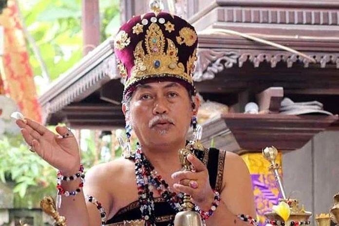 Ida Rsi Nabe Bhujangga Waisnawa Lingga Puja Lebar 1