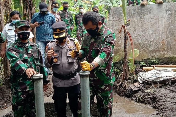 Penuhi Kebutuhan Air Bersih, TNI Bangun Pompa Hidram Di Jungutan 1