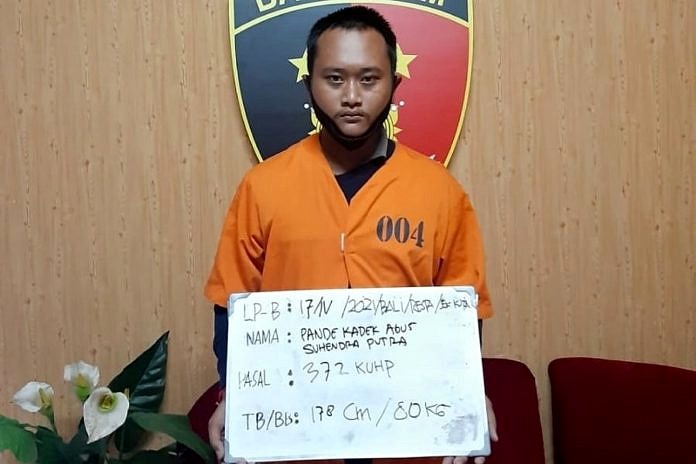Gadaikan Motor Sewaan Digunakan Judi Tajen, Agus Ditangkap 1