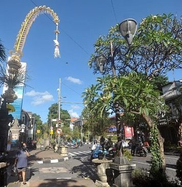 Memaknai Galungan dan Kuningan dengan Penjor, Manifestasi Hukum Adat yang Ditaati Kolektif