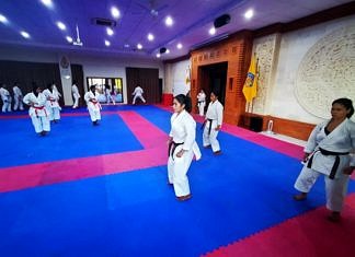 Karateka PON Bali Latih Tanding Lawan Lima Provinsi