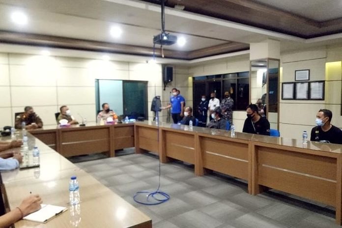Banyak PPDN Tak Divaksin Lolos Di Penyekatan, Puskesmas Gilimanuk Kewalahan 1