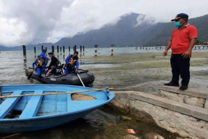 Jenazah Korban Longsor Trunyan Dimakamkan 1