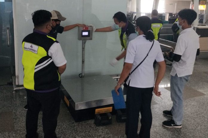 Ratusan Timbangan Di Bandara Ngurah Rai Ditera Ulang 1