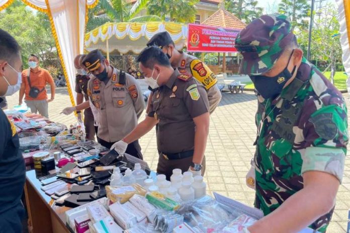 Kejari Badung Musnahkan Narkoba Miliaran Rupiah 1