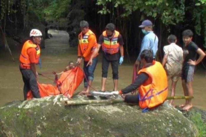 Mandi Di Sungai Wos, Warga Temukan Jasad Perempuan Tak Berbusana 1