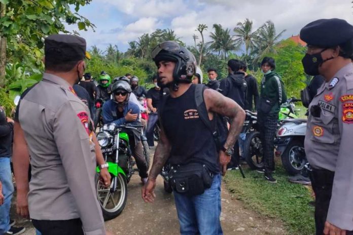 Tak Terapkan Prokes, Polisi Bubarkan HUT Komunitas Motor 1