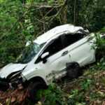 Mobil Terperosok ke Jurang Sedalam 50 Meter, Sopir dan Penumpang Selamat