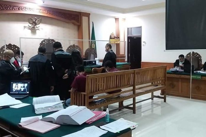 Hakim Minta Penerima Transferan Dana Dihadirkan Pada Sidang, Jaksa Siap Lakukan Upaya DPO 1