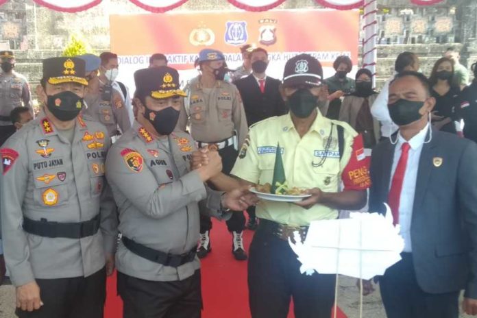 Supaya Tak Bikin Bingung, Ini Warna Baru Seragam Satpam 1
