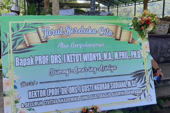 Prof. Widnya Dikremasi Di Pundukdawa, Ini Kenangan Sang Anak 1