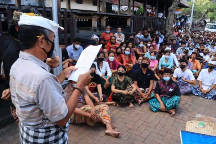 Aparat Mediasi Ulang Konflik Desa Adat Bugbug 1