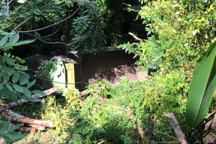 Truk Terjun Ke Jurang Sedalam 30 Meter Di Sidemen 1