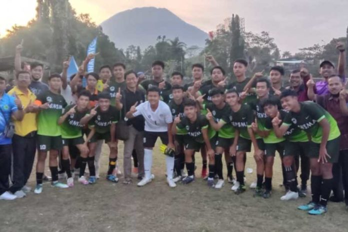 Bungkam Smansapura, Rensma Raih Piala Bupati 2022 1