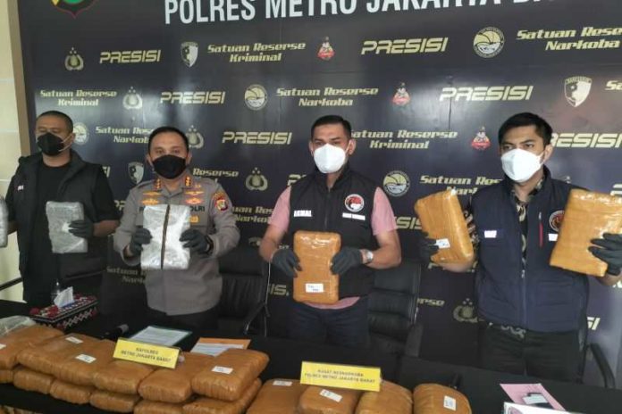 Peredaran Ganja Seberat Ratusan Kilogram Diamankan 1