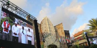 Suasana di Monumen Ground Zero Legian, Badung saat peringatan 20 tahun Bom Bali I pada Rabu (12/10). (BP/Kamaratih)