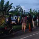 Mobil APV Oleng dan Jatuh ke Parit, Empat Terluka, Satu Meninggal