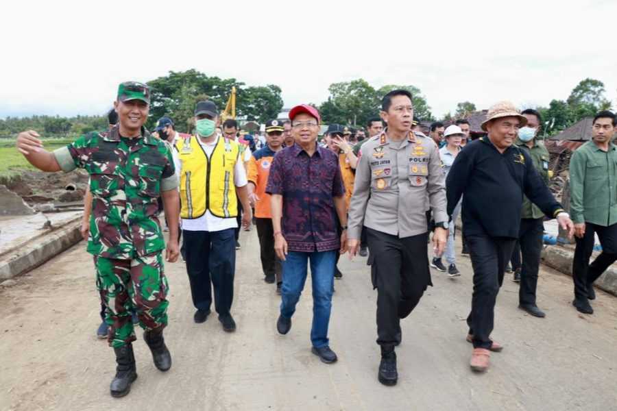 Gubernur Koster Siapkan Lahan Relokasi Warga Terdampak Banjir Di 