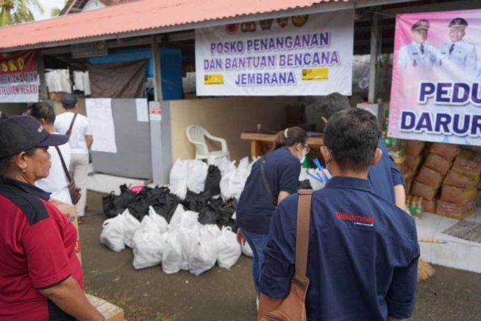 Warga Terdampak Banjir Di Jembrana Peroleh Sembako Hingga Paket Nelpon 1