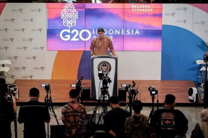 Aplikasi E Voa Permudah Wisman Bertransaksi 1