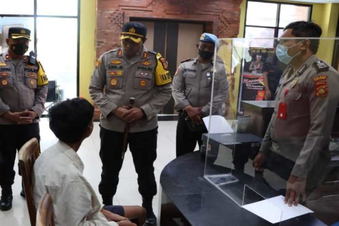 Sidak Layanan Publik, Kapolres Ingatkan Jangan Ada Gratifikasi Dan KKN 1