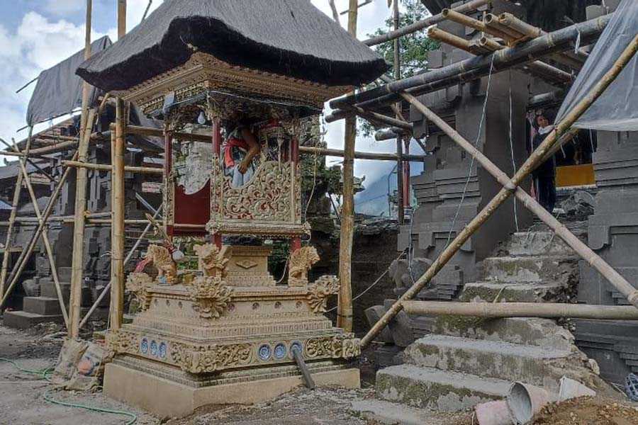Desa Adat Buahan Restorasi Candi Gede Pura Bale Agung 1 | BALIPOST.com