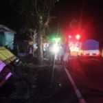 Disenggol saat Disalip, Truk Tabrak Tembok Warga